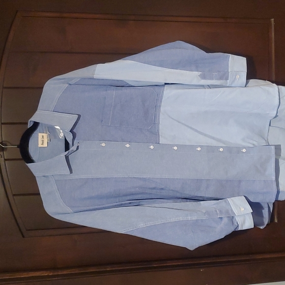 Oversized Boutique button down - Picture 4 of 5